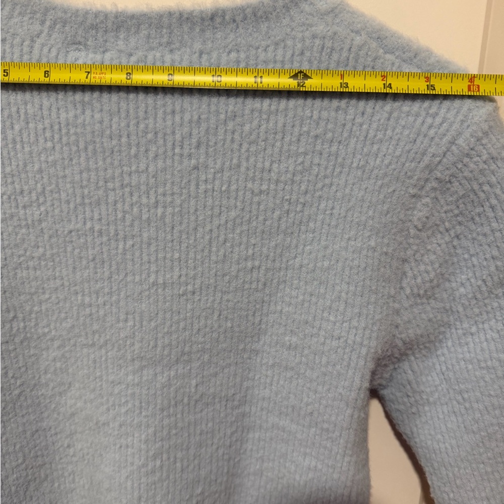 House of Harlow 1960 Blue Cropped Cardigan Short Sleeve Pearl Rhinestone Button - Picture 7 of 13